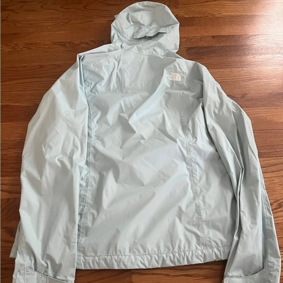 North face windbreaker - Picture 5 of 5